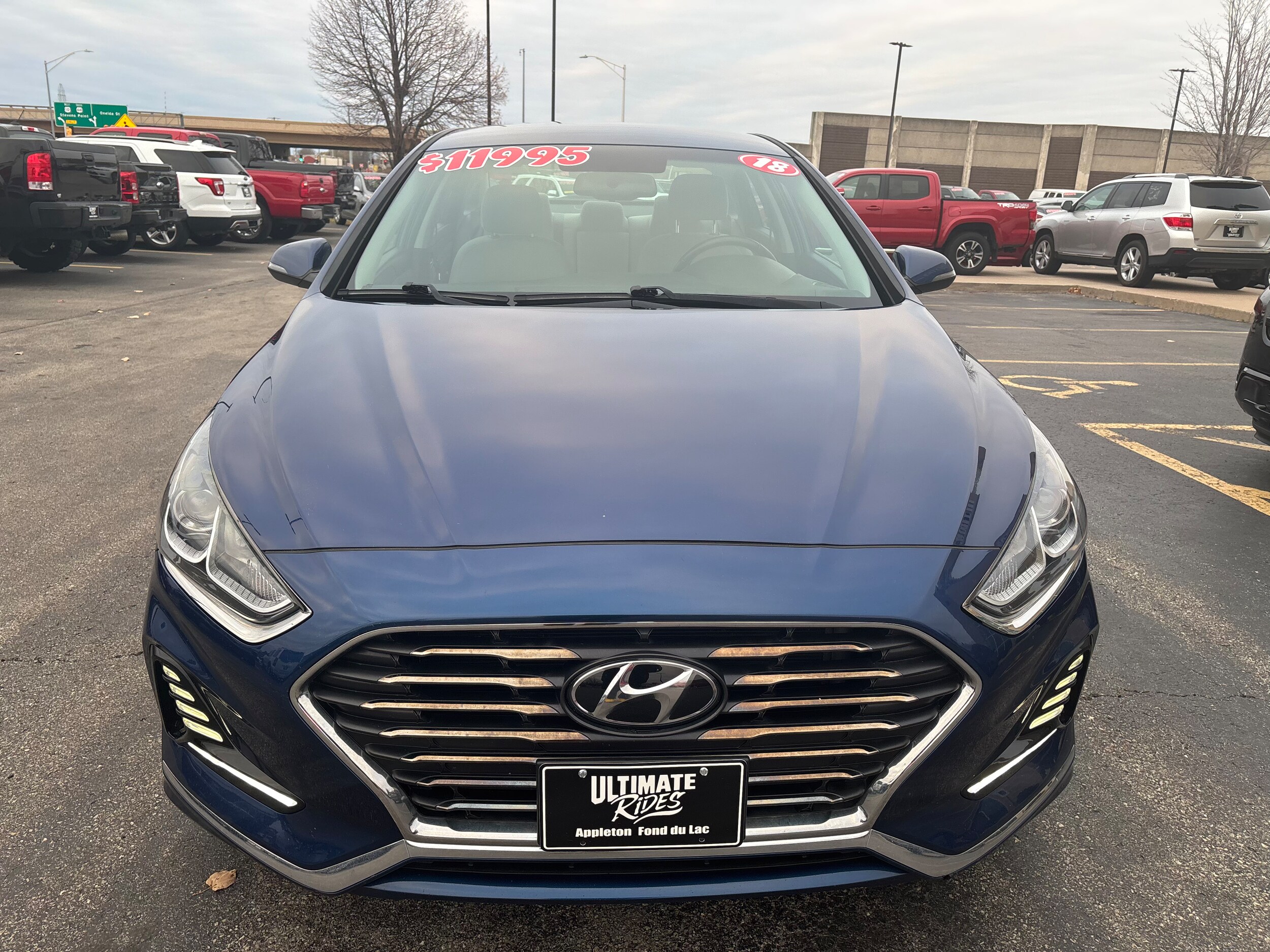 2018 Hyundai Sonata SEL photo 2