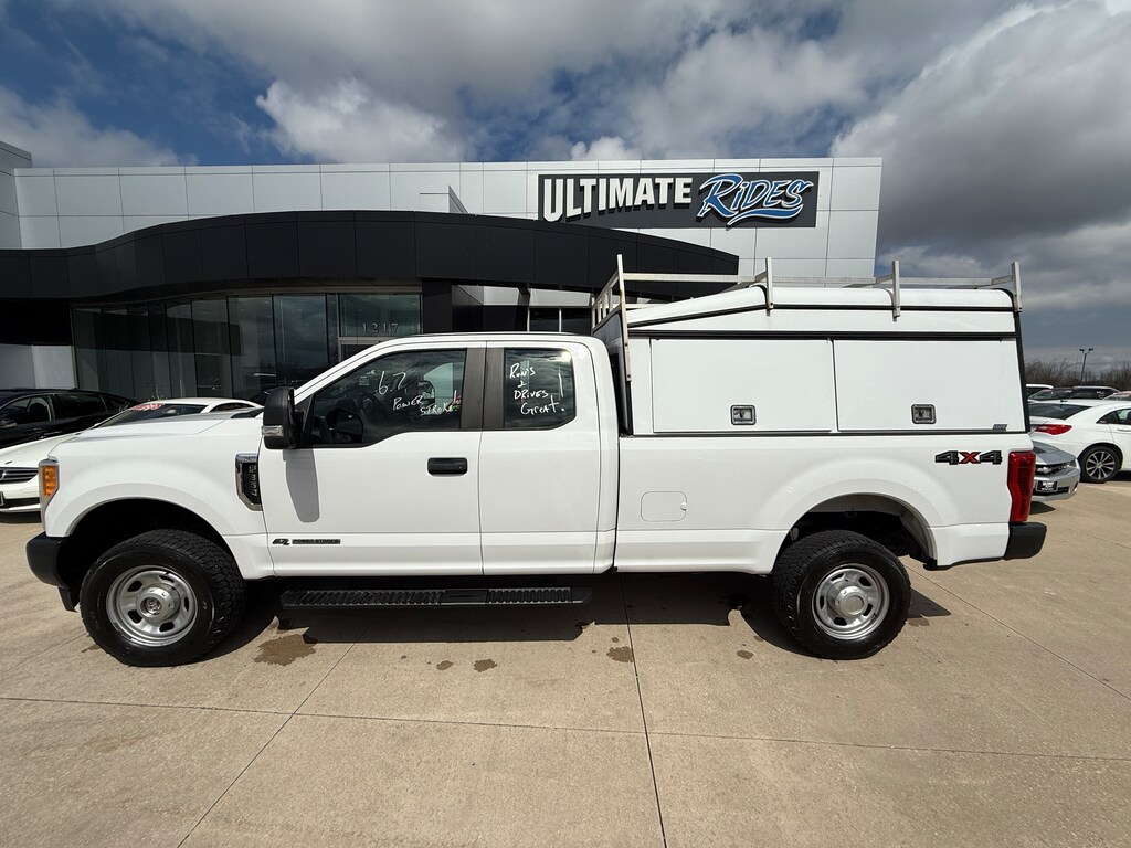 Used 2017 Ford F-350 XL Truck Super Cab