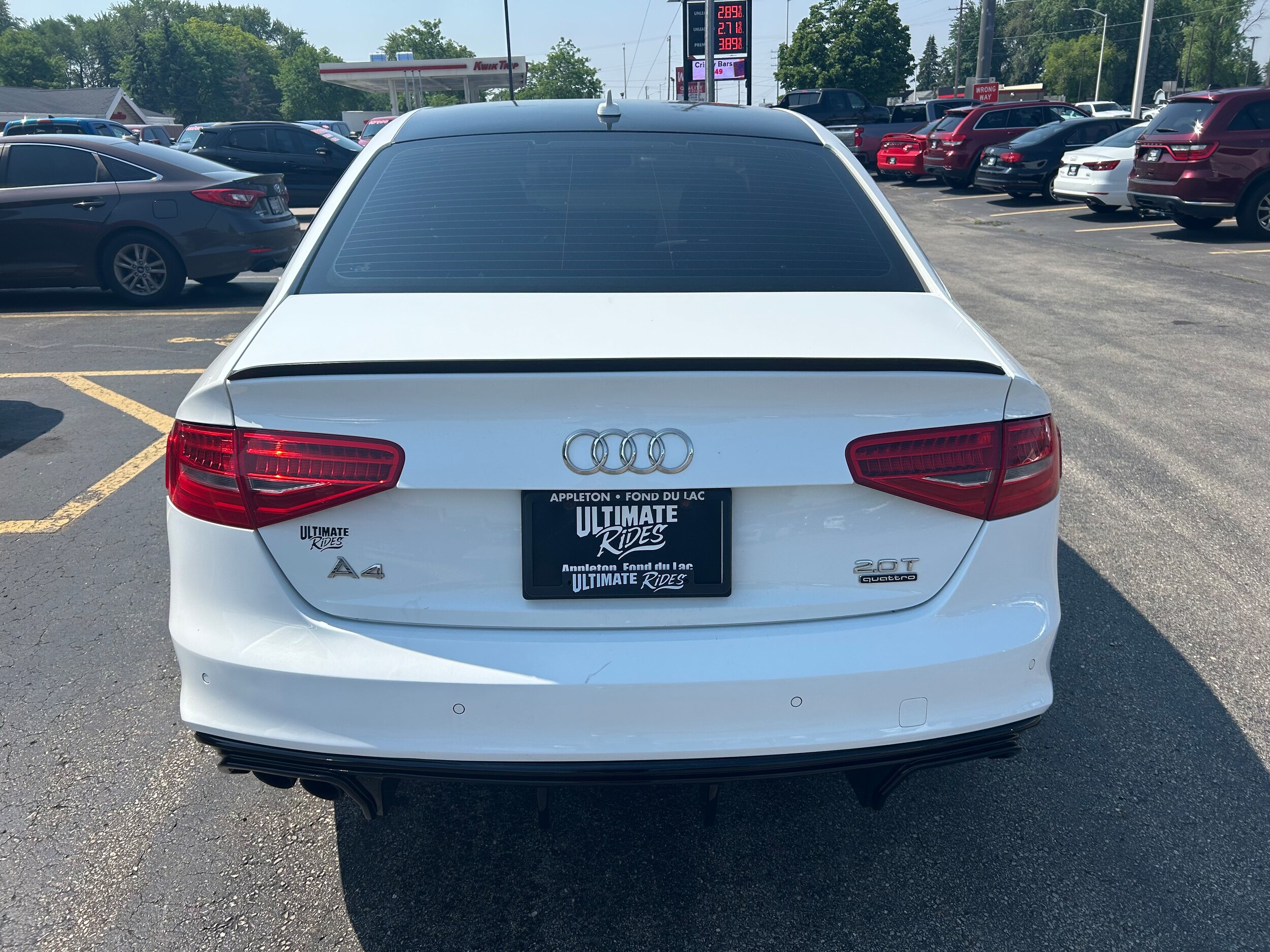 2016 Audi A4 2.0T Premium Plus photo 4