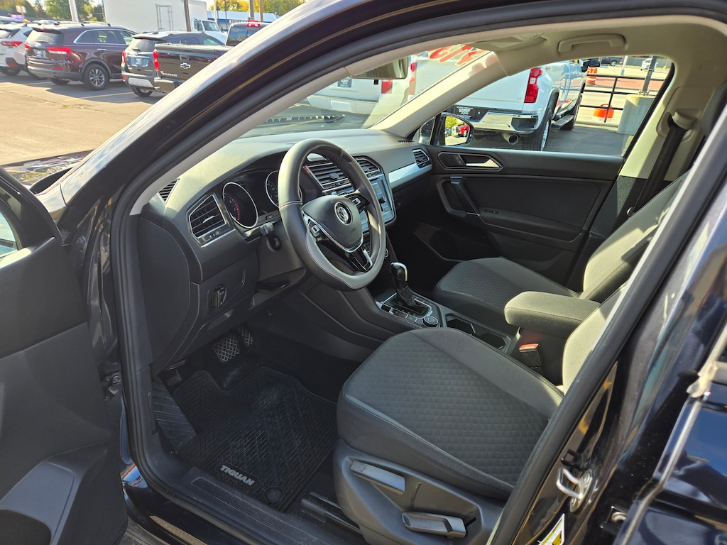 Used 2018 Volkswagen Tiguan 2.0T S 4MOTION SUV