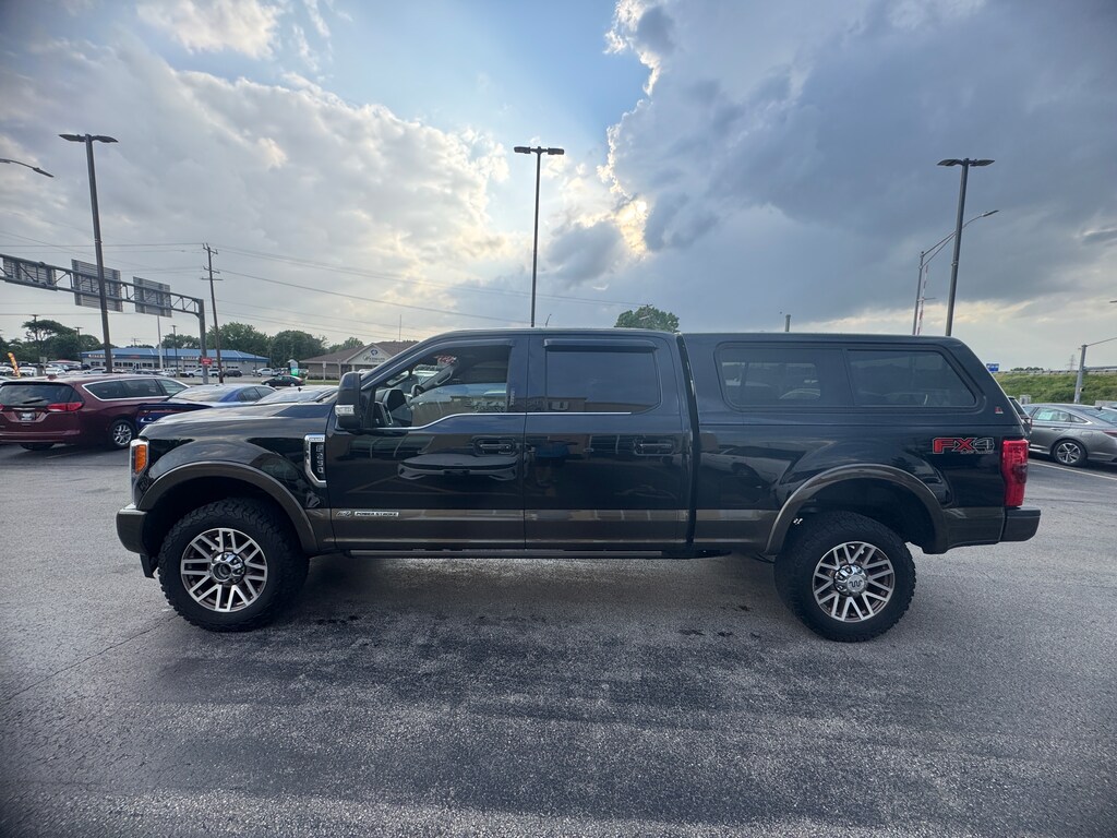 Used 2017 Ford F-250 KING RANCH Truck Crew Cab
