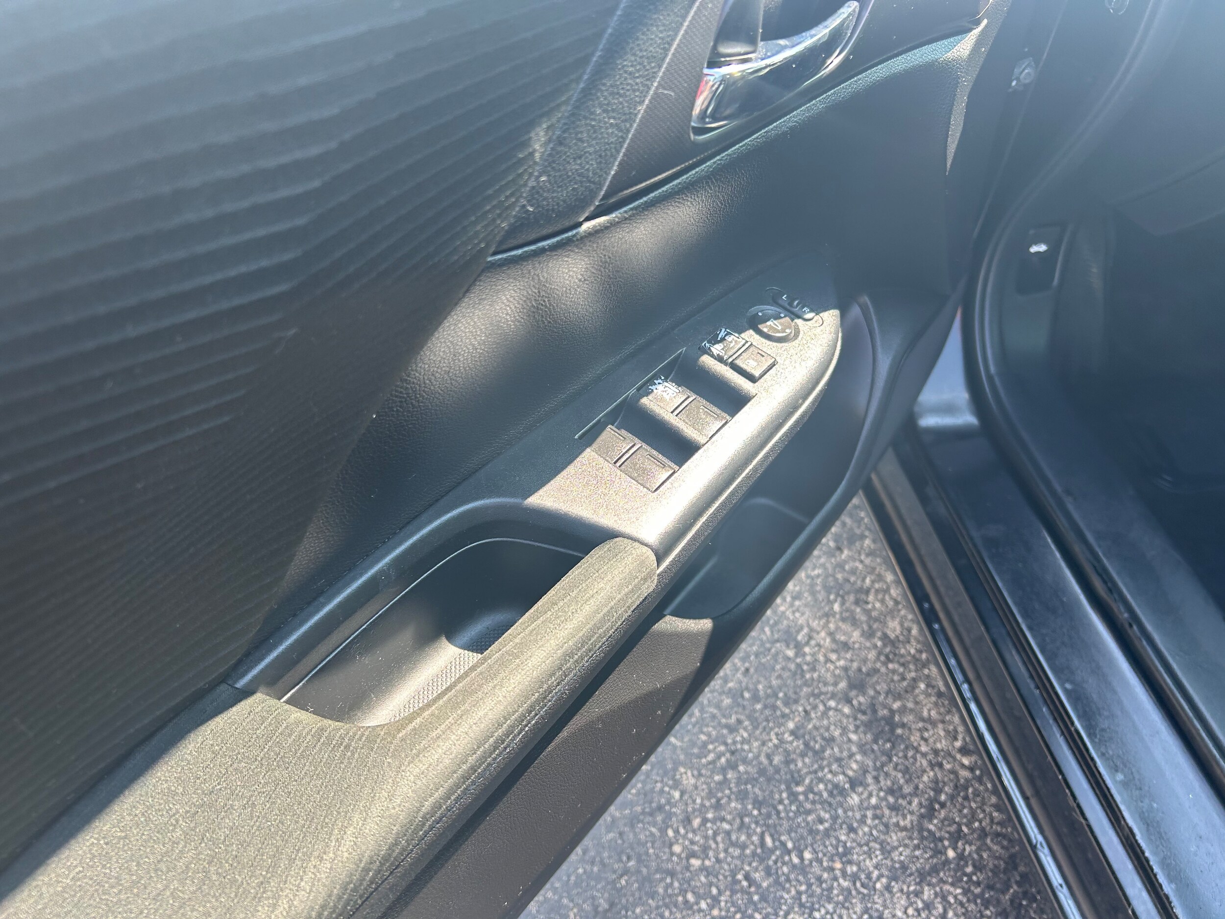2014 Honda Accord LX photo 4