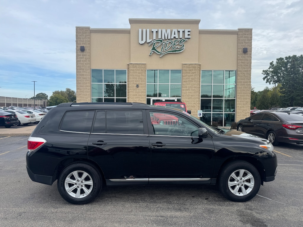 Used 2013 Toyota Highlander 4WD V6 SUV
