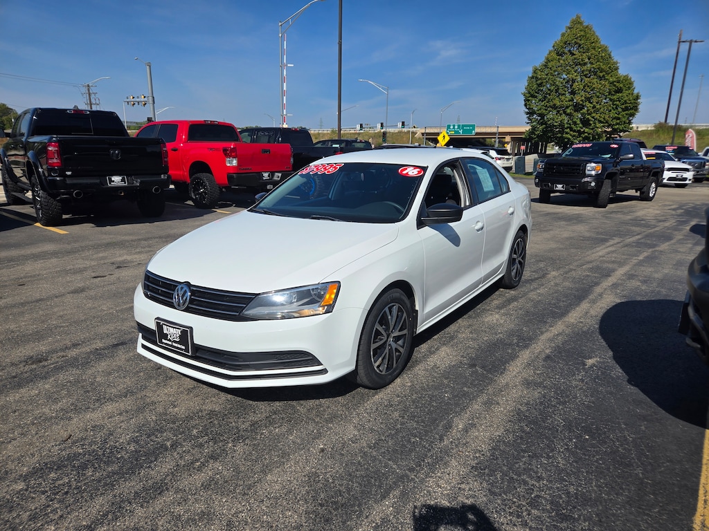 Used 2016 Volkswagen Jetta S Sedan