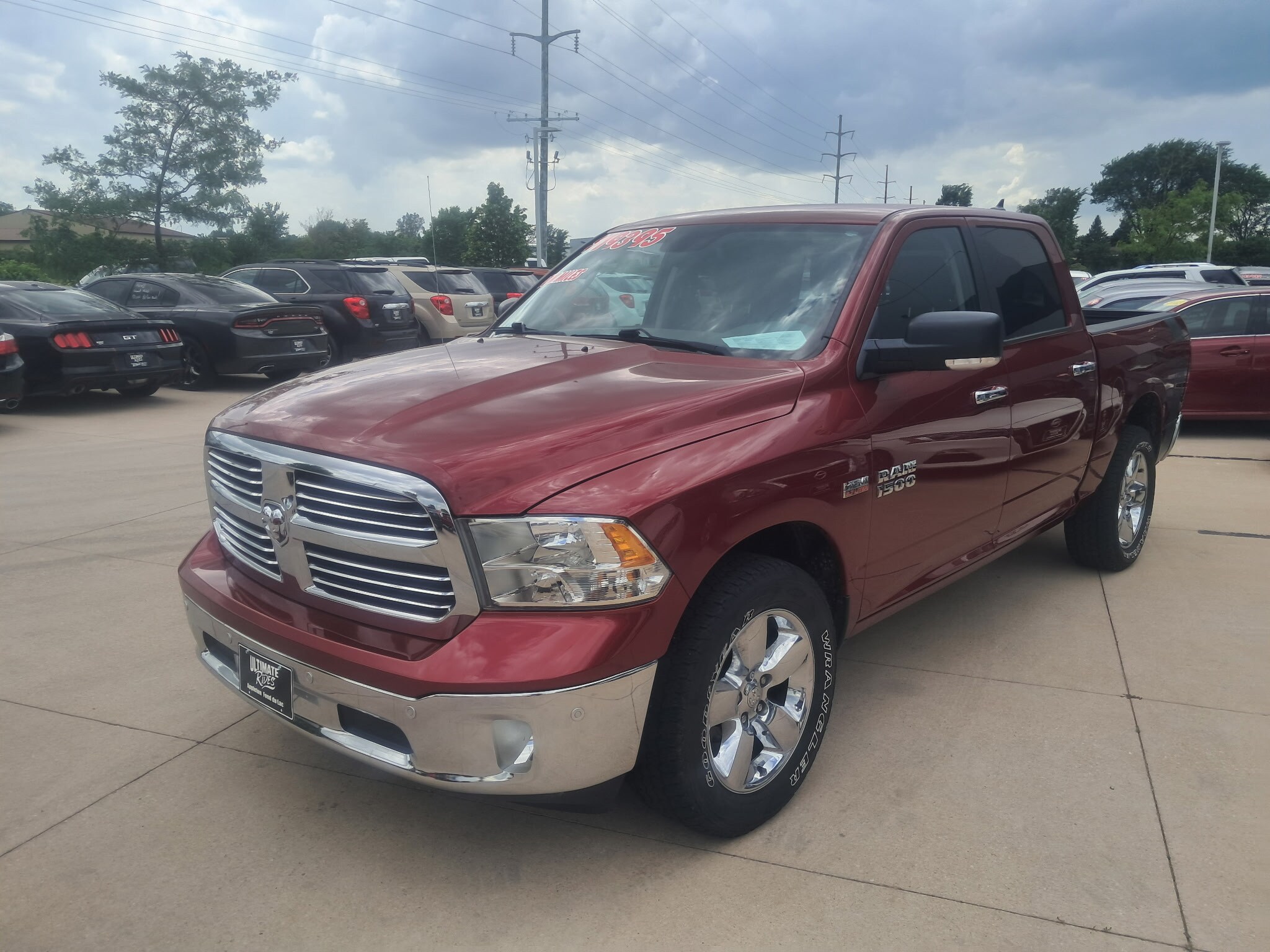 2014 Ram 1500 SLT photo 3