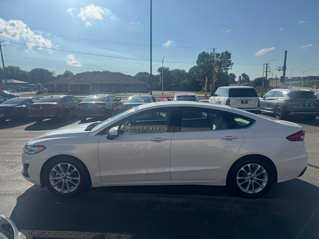 Used 2019 Ford Fusion SE Sedan