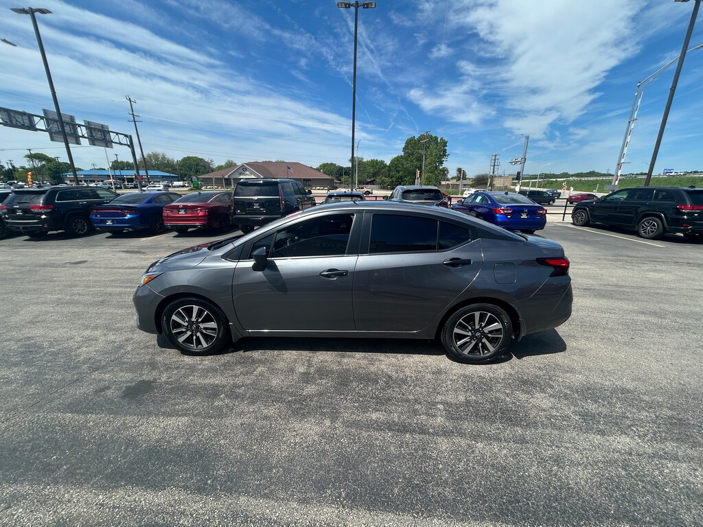 Used 2024 Nissan Versa 1.6 S Sedan