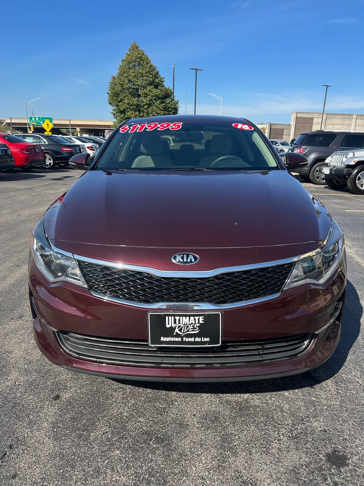 2016 Kia Optima LX photo 2