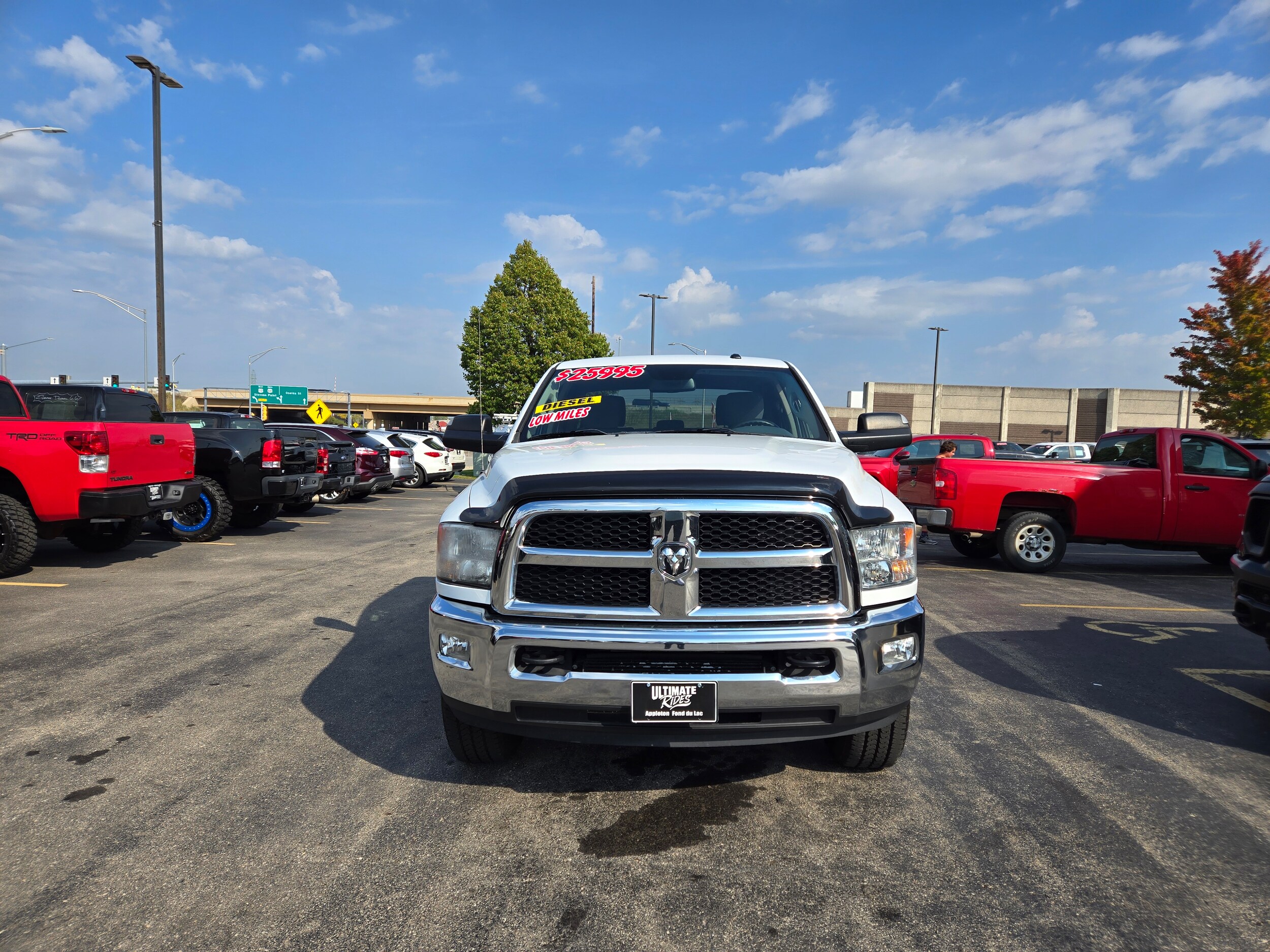 2015 Ram 2500 Tradesman photo 2