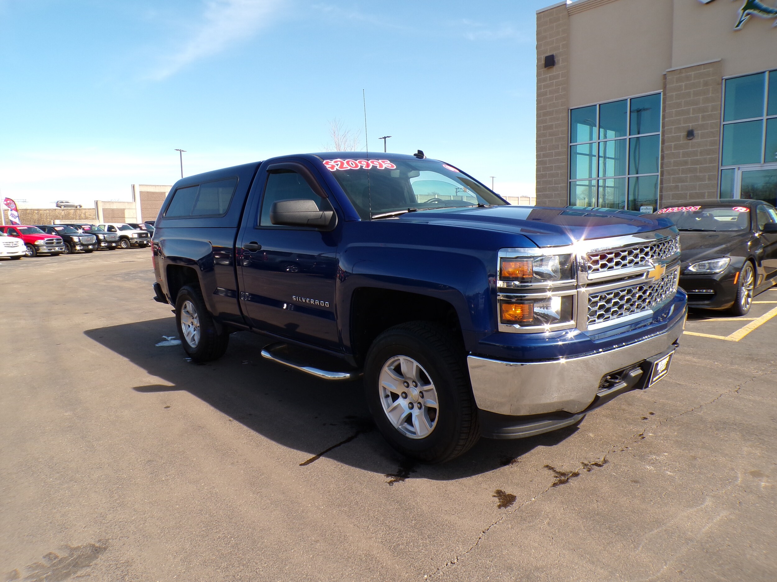 2014 Chevrolet Silverado 1500 LT photo 2