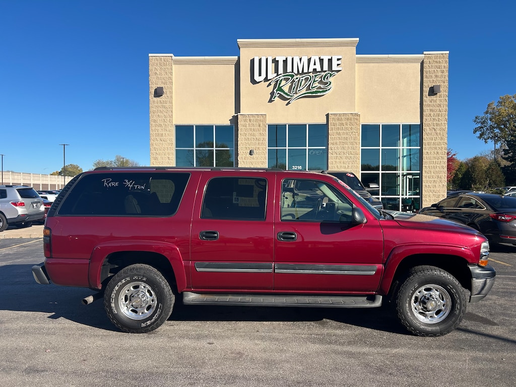 Used 2004 Chevrolet Suburban 2500 LS SUV