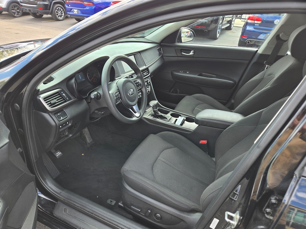 Used 2018 Kia Optima LX Sedan