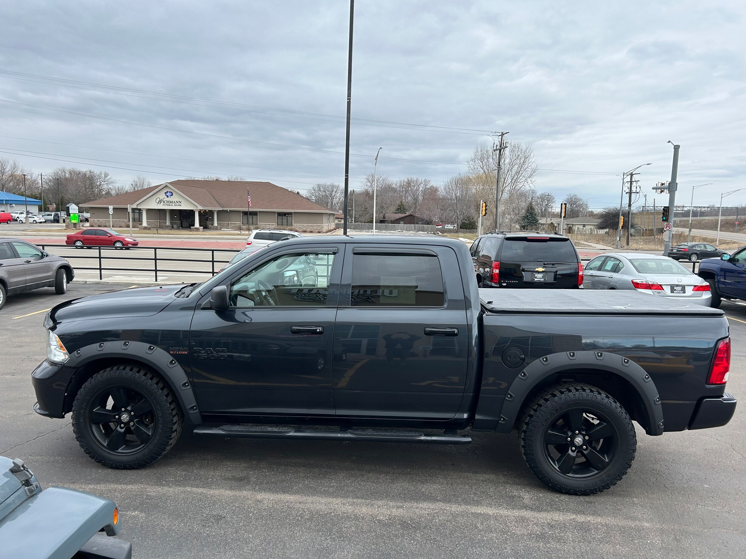 2016 Ram 1500 Express photo 2
