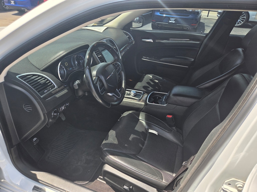 Used 2019 Chrysler 300 Limited Sedan