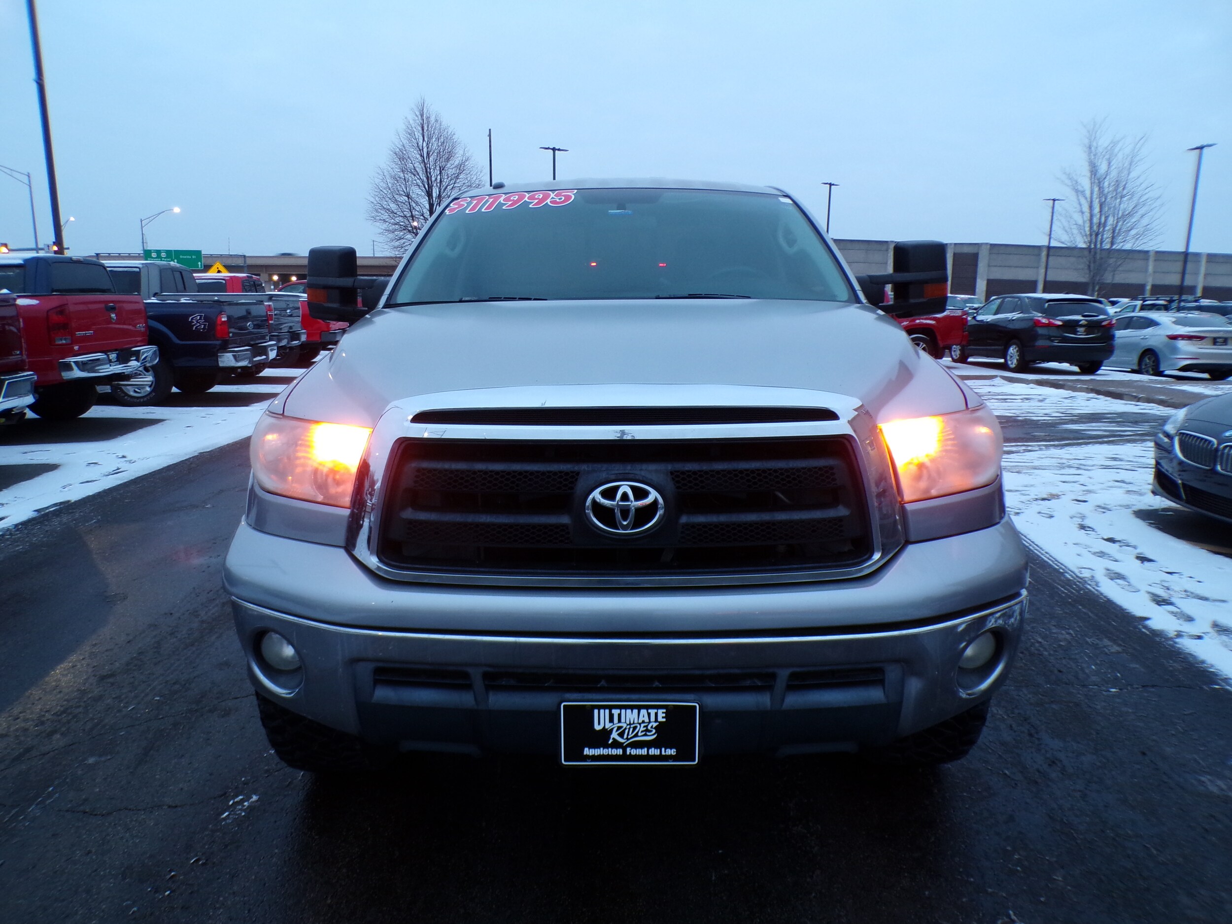 2012 Toyota Tundra Double Cab photo 2