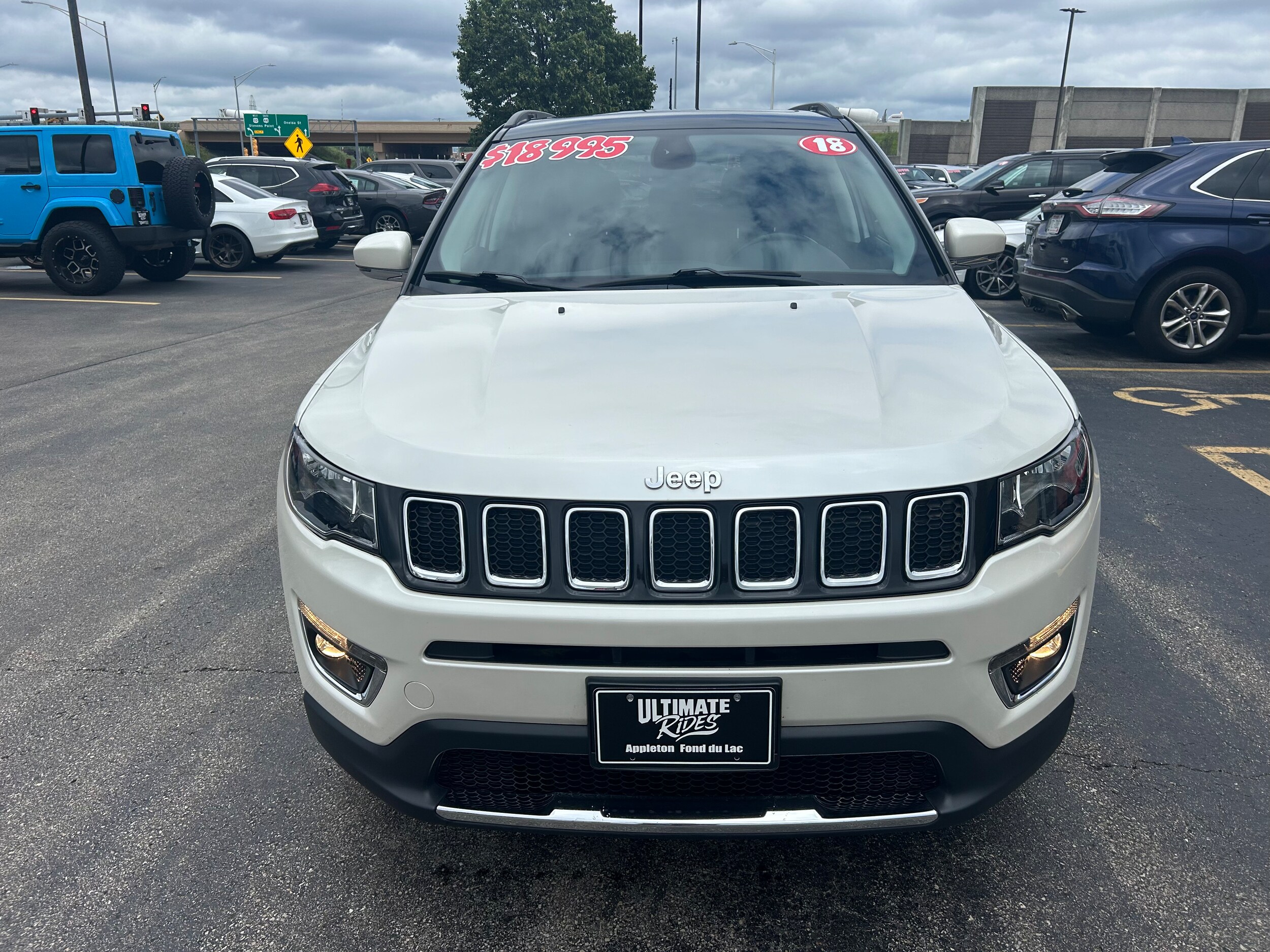 2018 Jeep Compass Limited photo 2