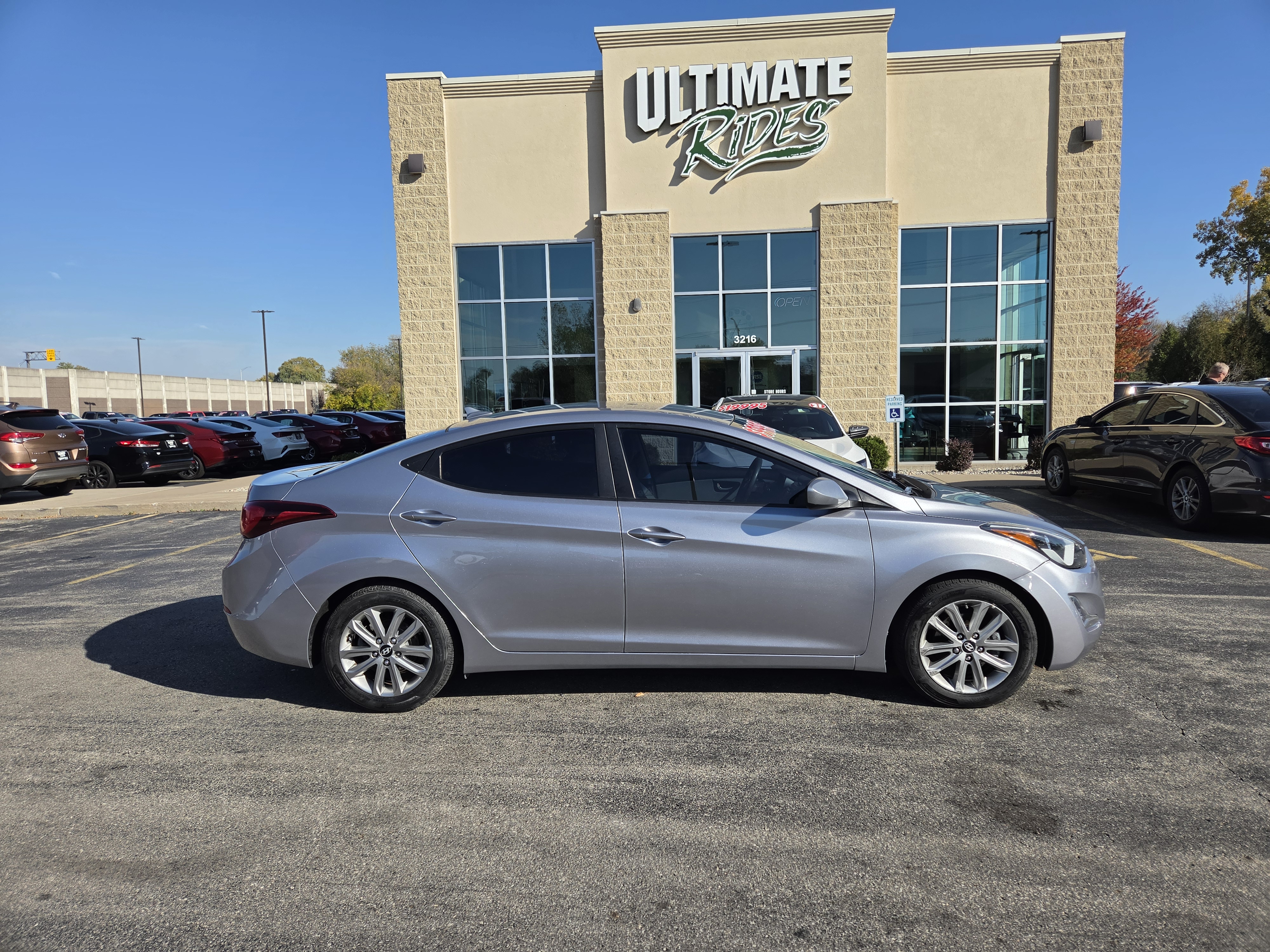 Used 2015 Hyundai Elantra SE Sedan
