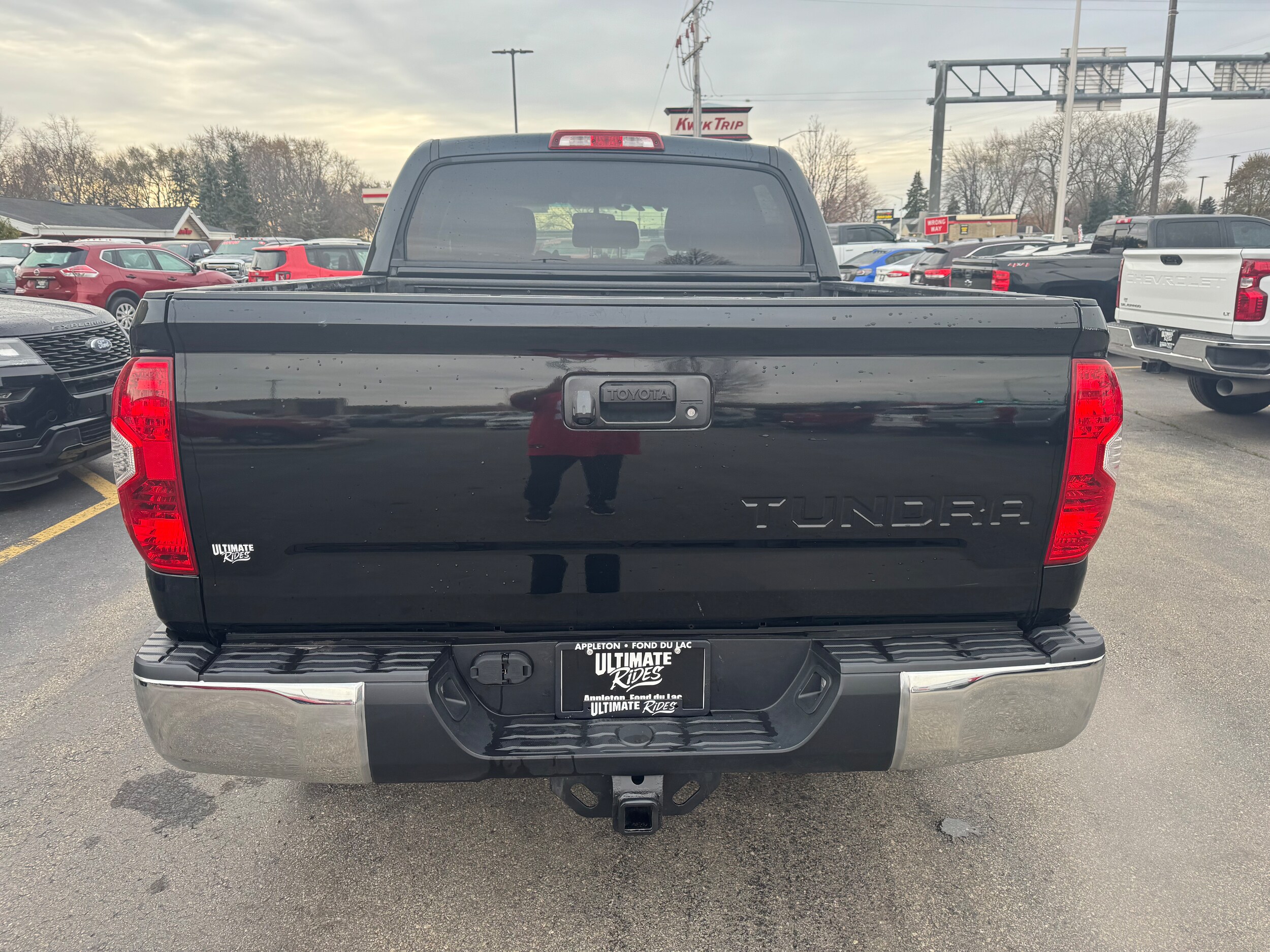 2017 Toyota Tundra Limited photo 4