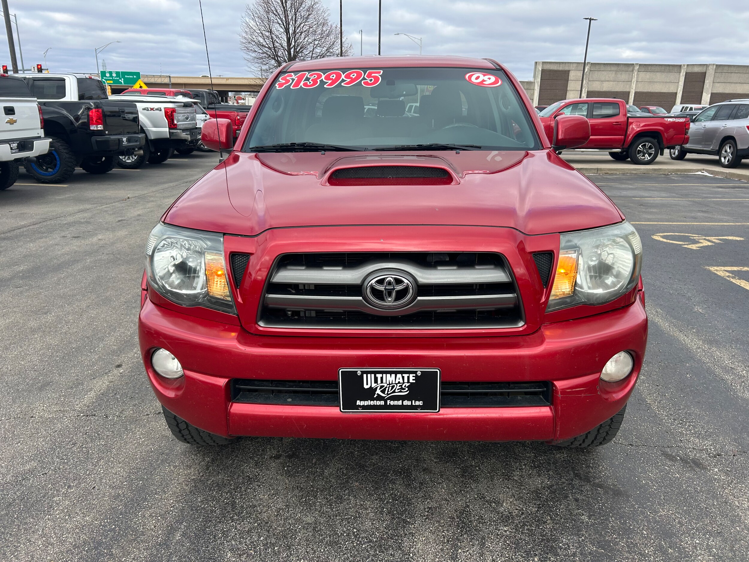 2009 Toyota Tacoma Base V6 photo 2