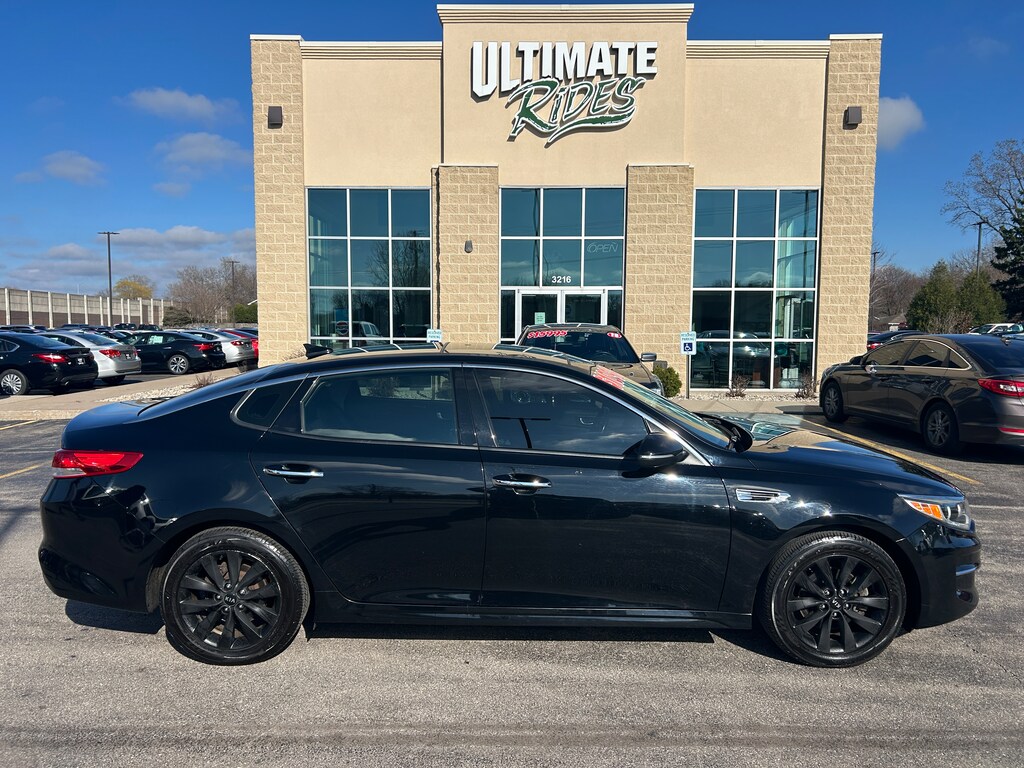 Used 2017 Kia Optima EX Sedan