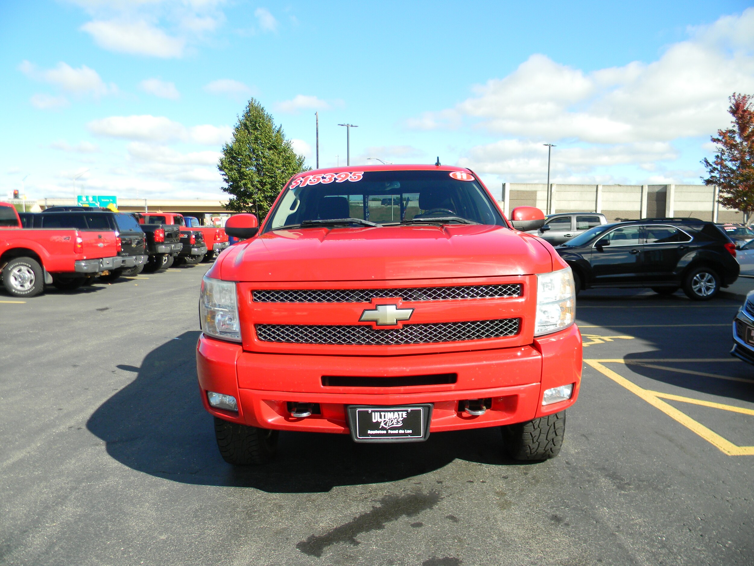 2011 Chevrolet Silverado 1500 LT photo 2
