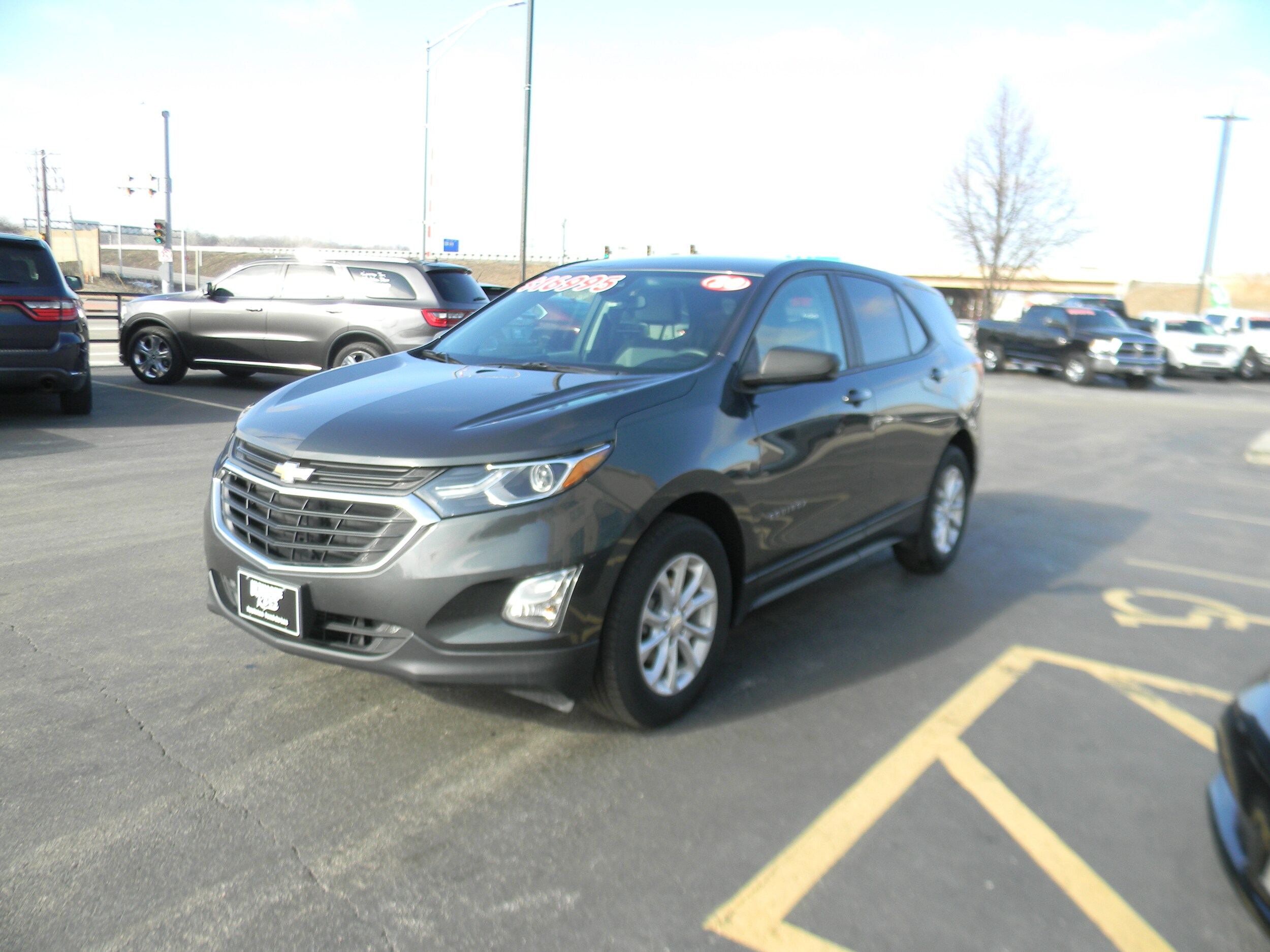 2020 Chevrolet Equinox photo 4