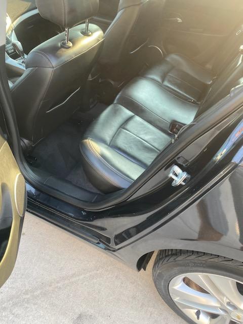 2011 Chevrolet Cruze photo 2
