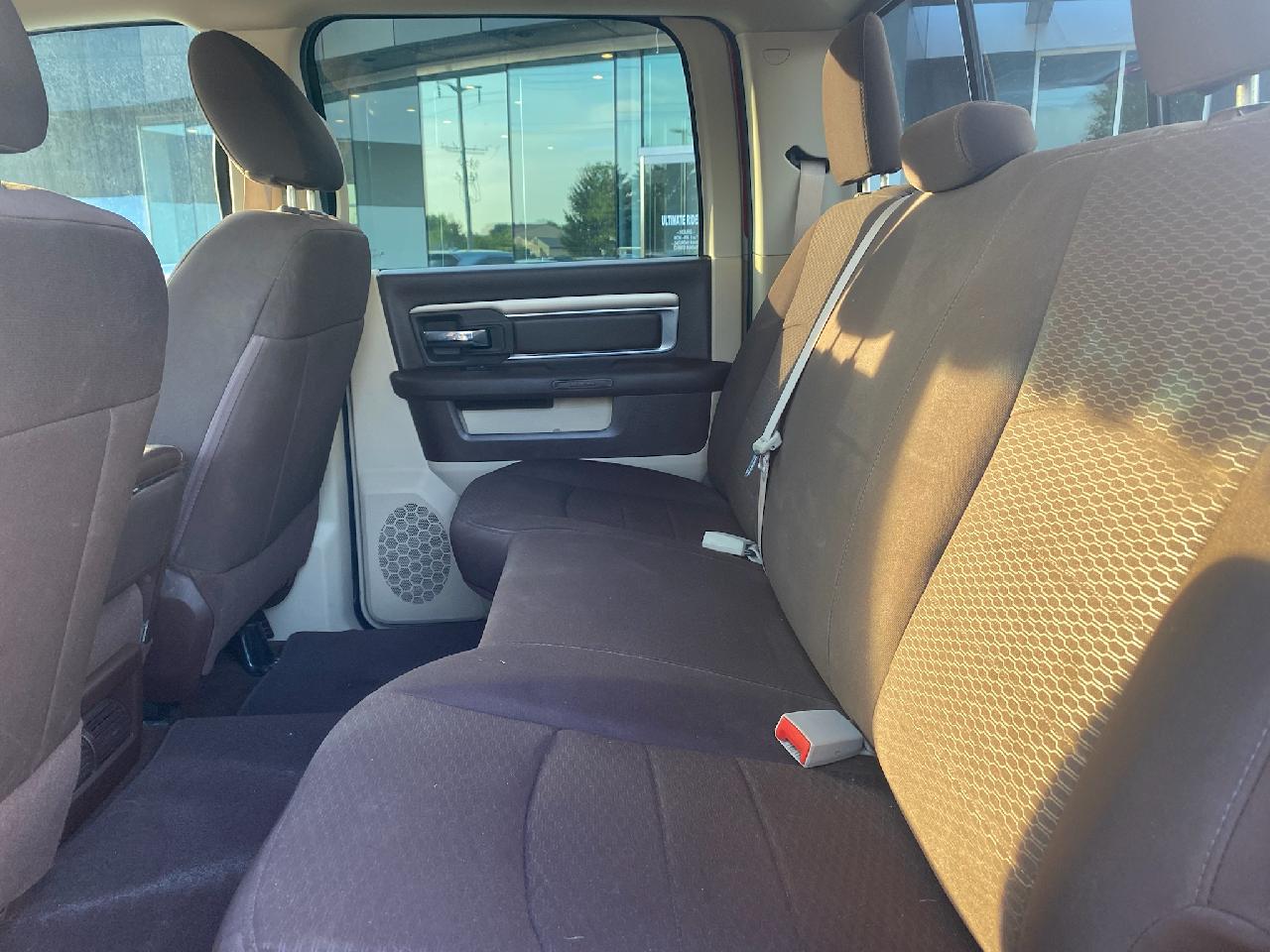 2015 Ram 2500 SLT photo 4