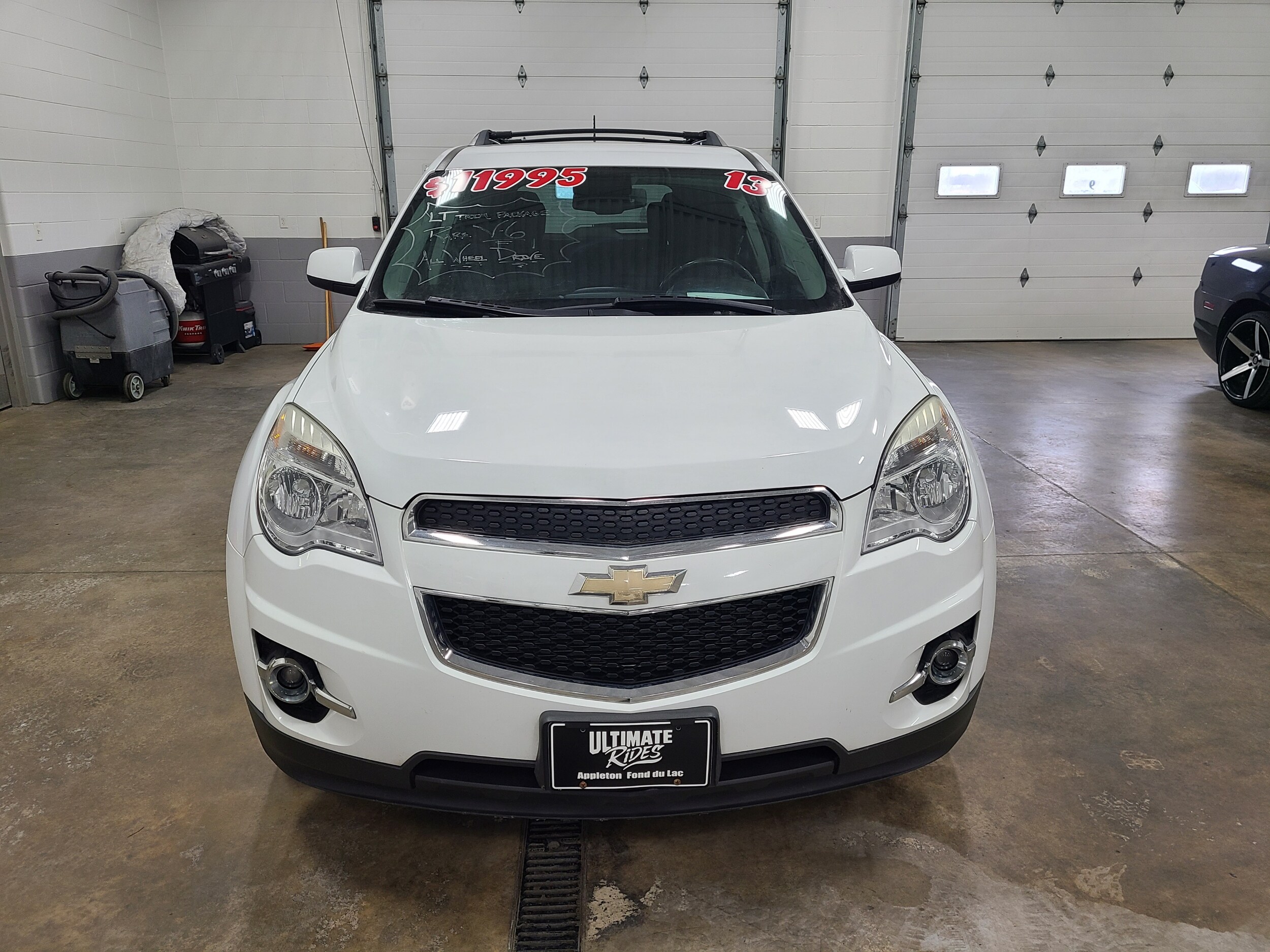 2013 Chevrolet Equinox photo 3