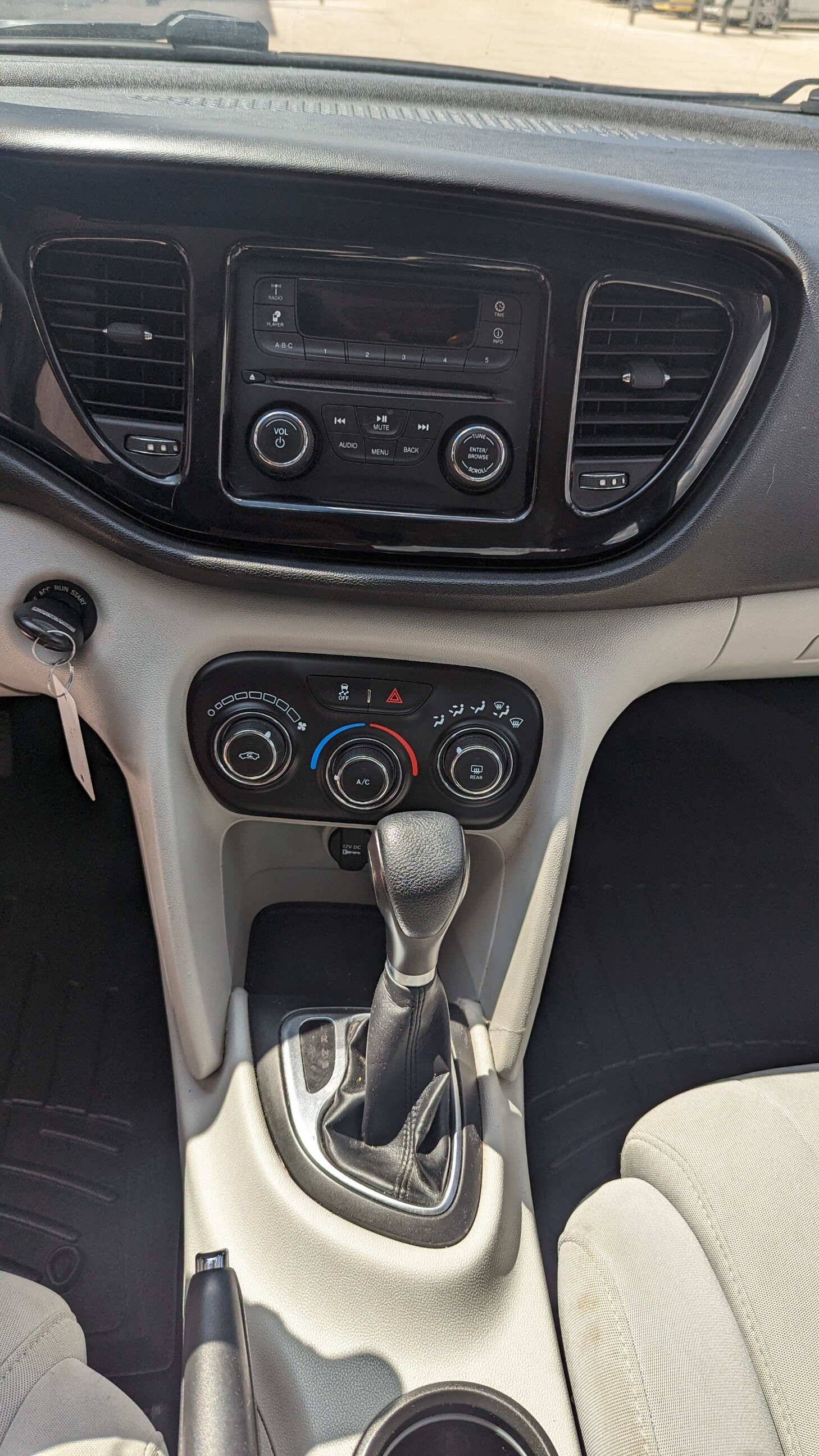 2013 Dodge Dart SXT photo 3