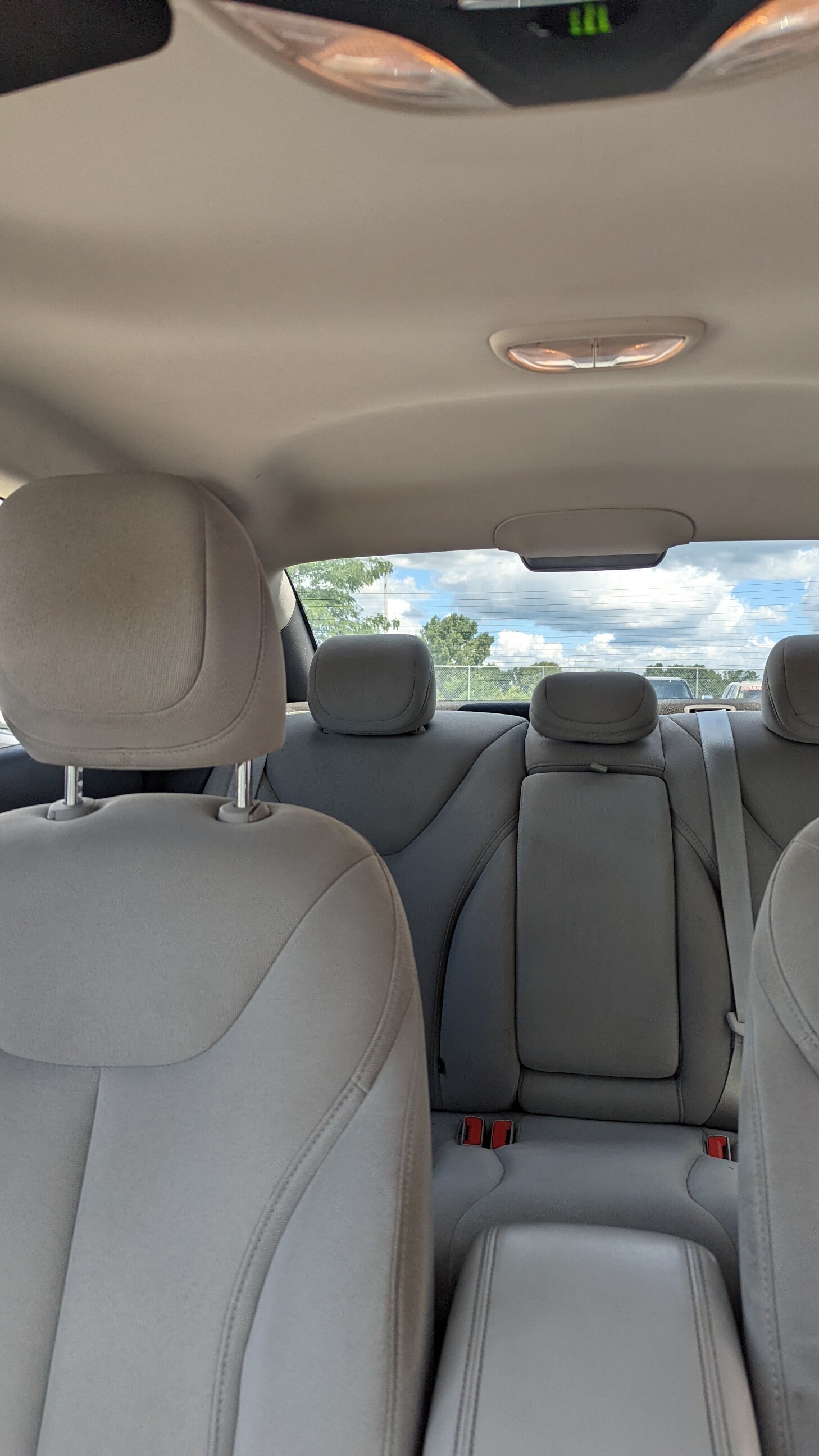 2013 Dodge Dart SXT photo 2