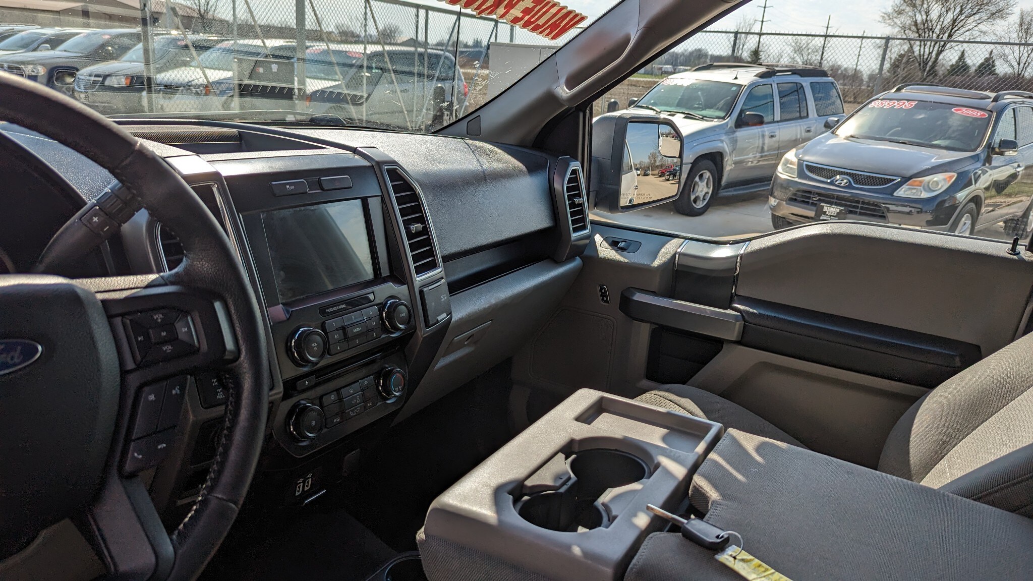 2016 Ford F-150 XLT photo 4