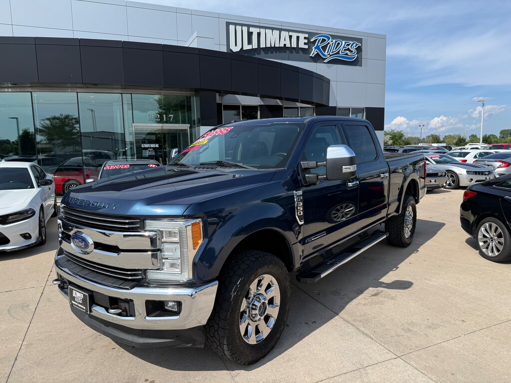 Used 2017 Ford F-350 LARIAT Truck Crew Cab