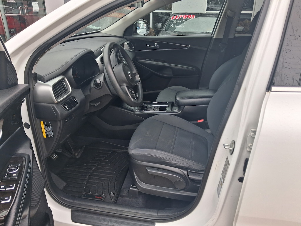 Used 2016 Kia Sorento 3.3L LX AWD SUV
