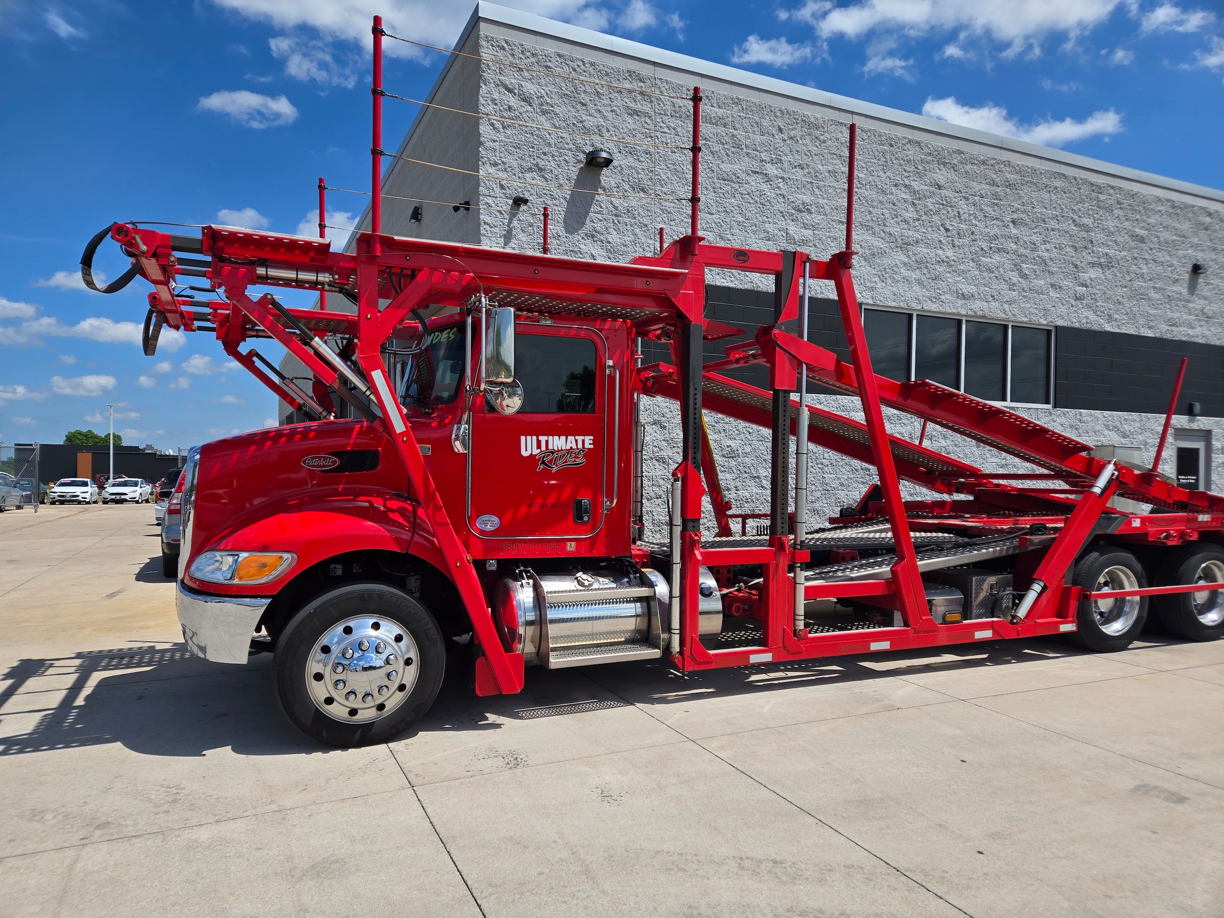 2020 Peterbilt 348 photo 2