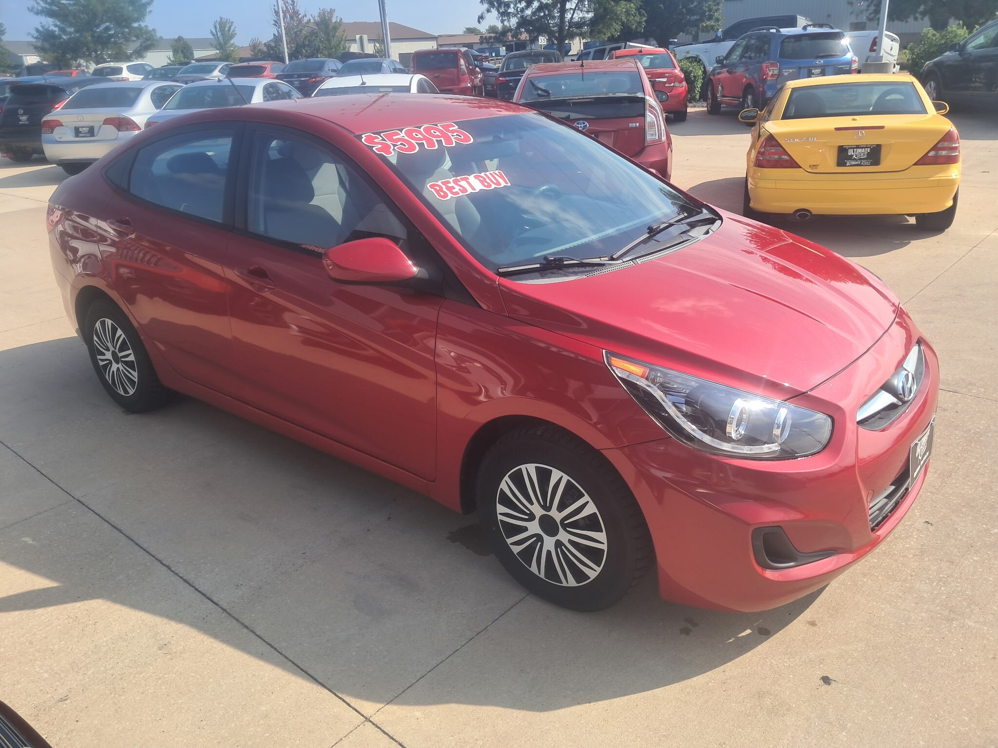 2013 Hyundai Accent GLS GS photo 3