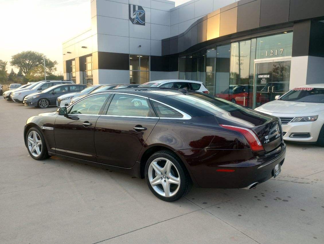 2013 Jaguar XJ XJL Portfolio photo 2
