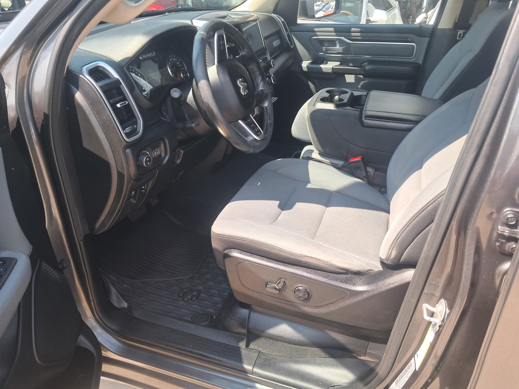 2019 Ram 1500 Big Horn Lone Star photo 4
