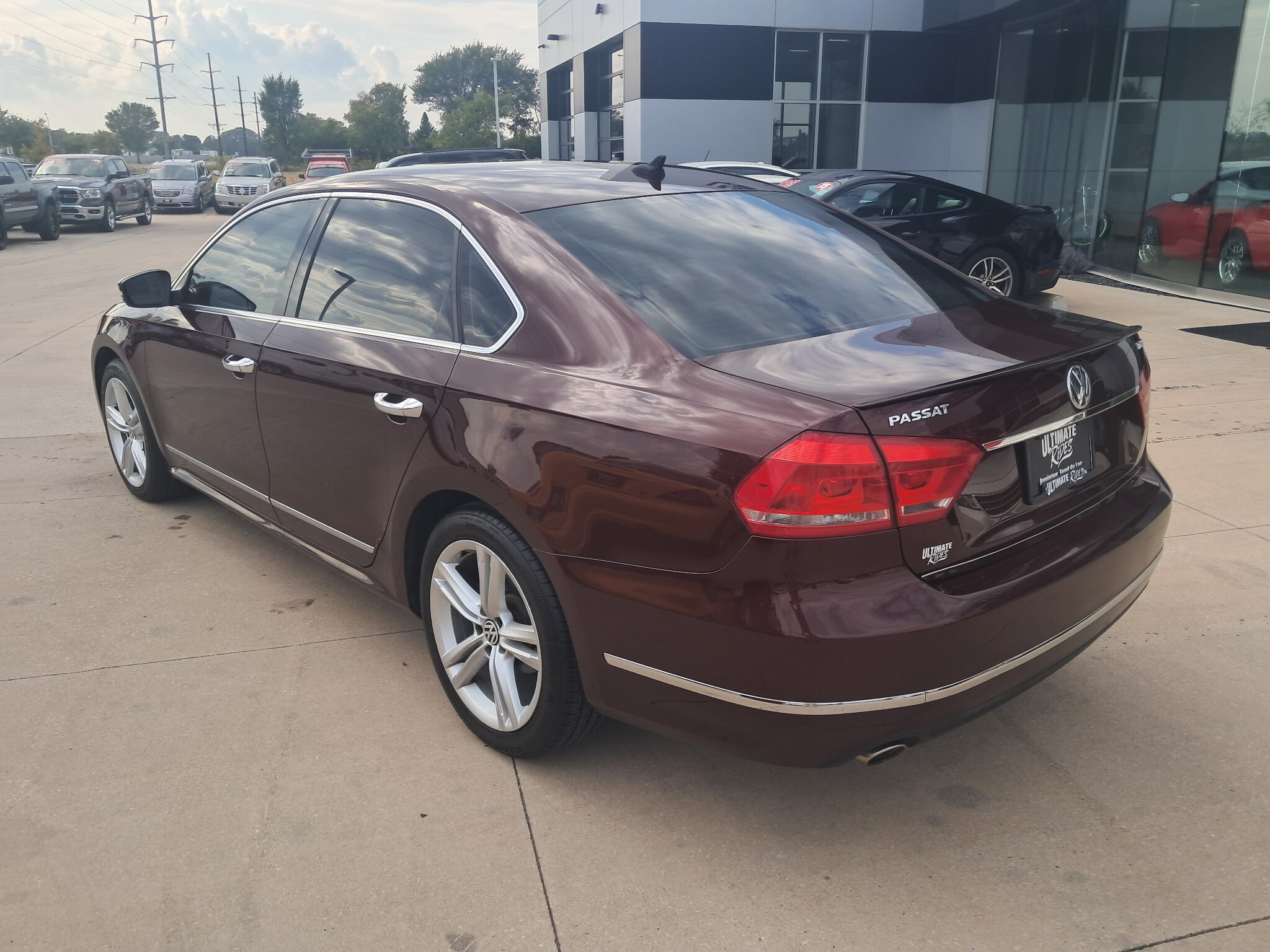 2014 Volkswagen Passat TDI SEL Premium photo 4