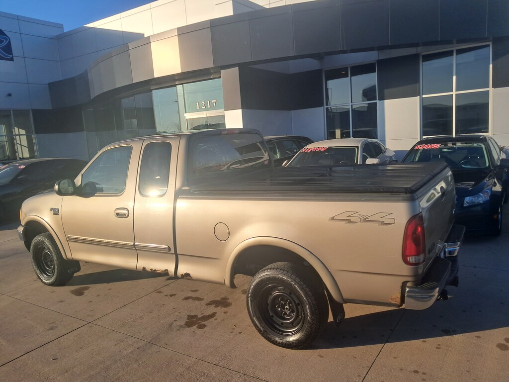Used 2002 Ford F-150 XLT Truck Super Cab