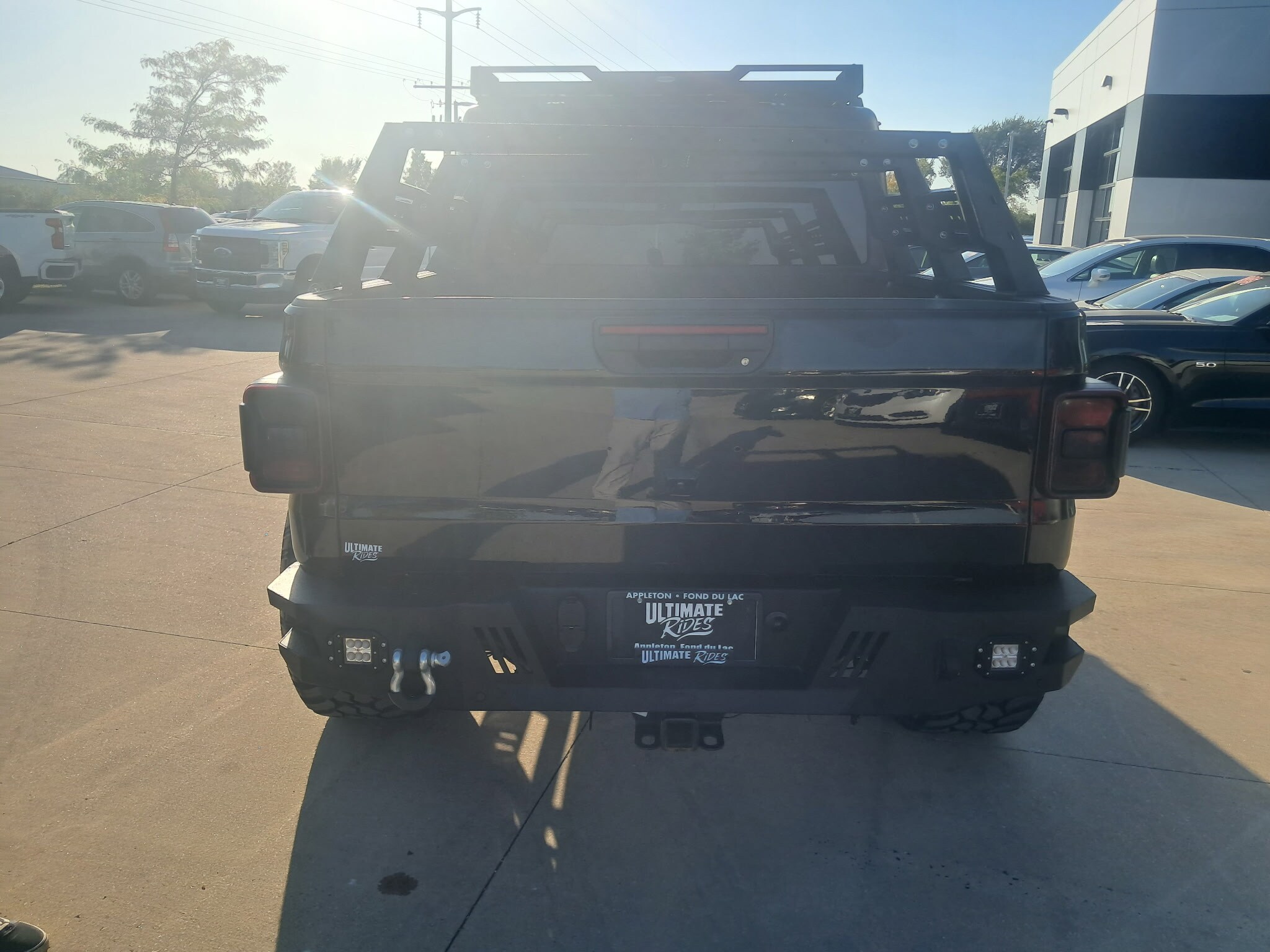 2022 Jeep Gladiator Sport photo 3