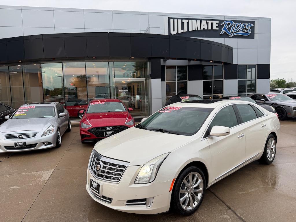 Used 2013 CADILLAC XTS Luxury Sedan