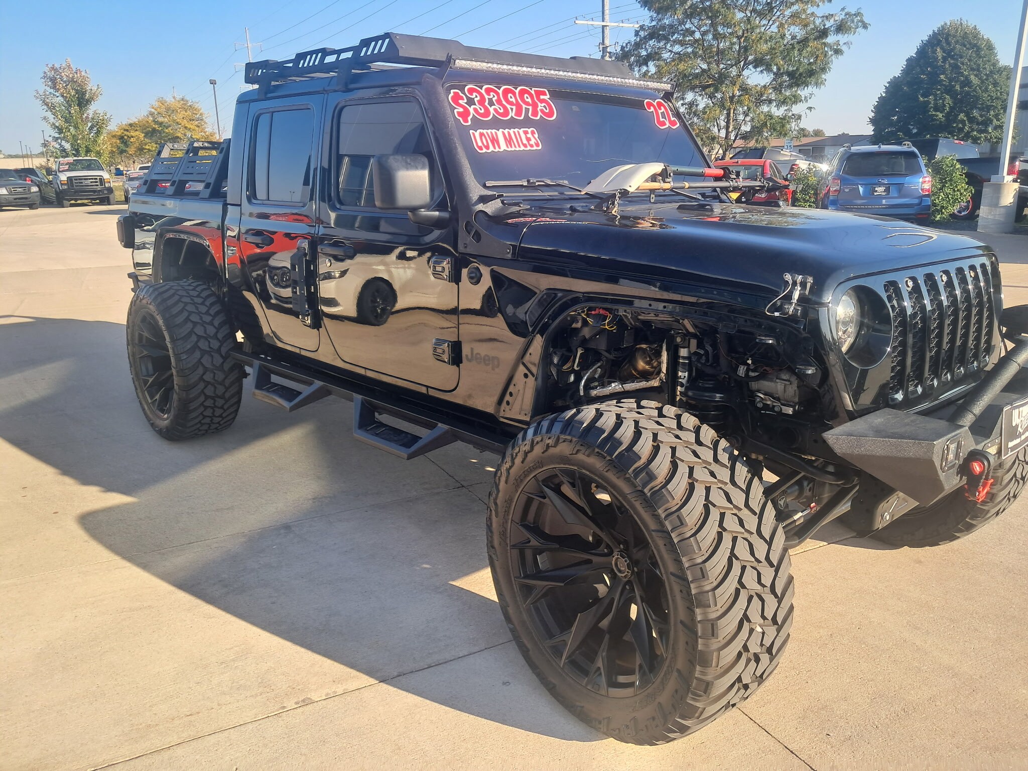 2022 Jeep Gladiator Sport photo 2
