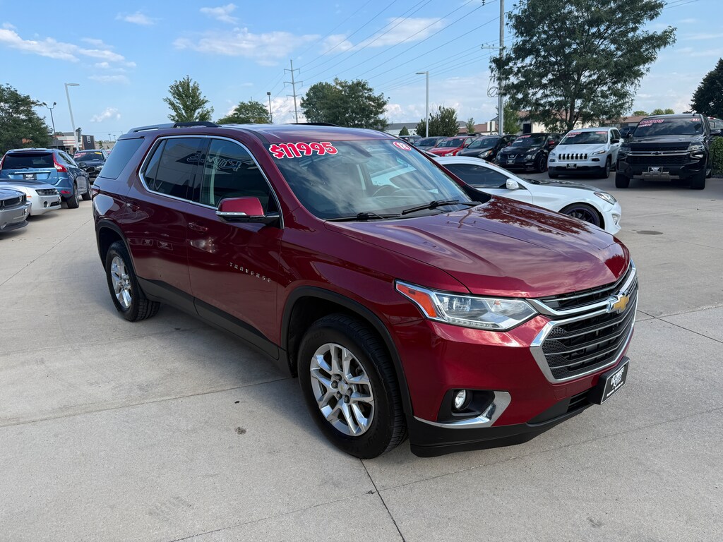 Used 2018 Chevrolet Traverse LT Cloth w/1LT SUV