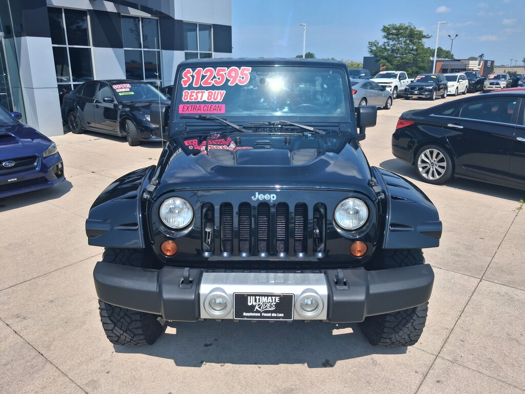 Used 2013 Jeep Wrangler Unlimited Sahara SUV