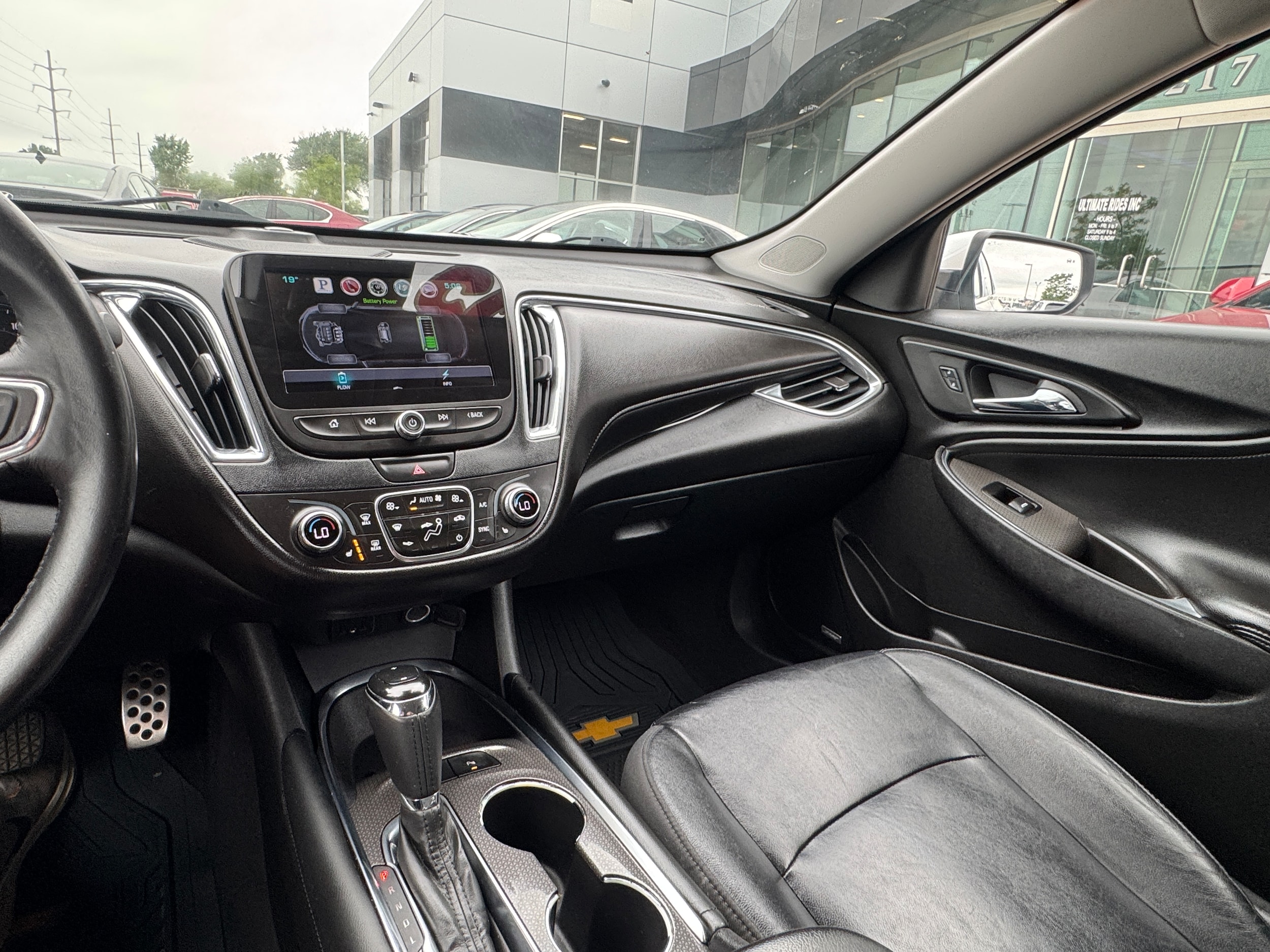 2016 Chevrolet Malibu Hybrid - Photo 10