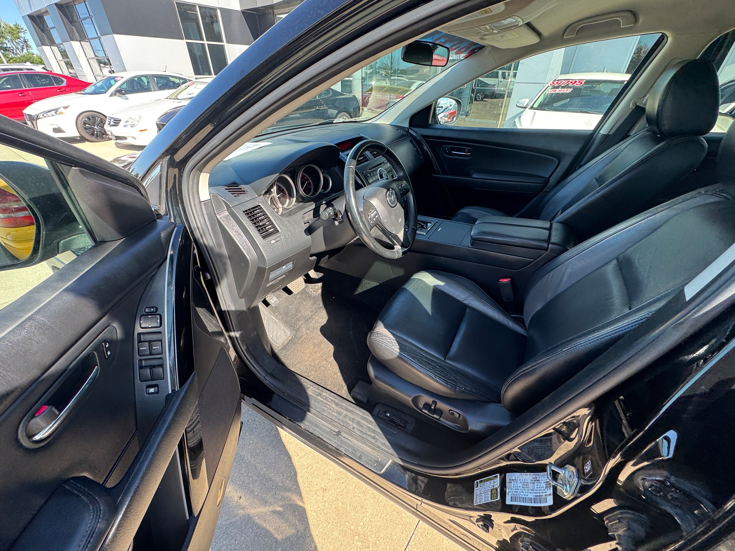 2012 Mazda CX-9 Touring photo 2
