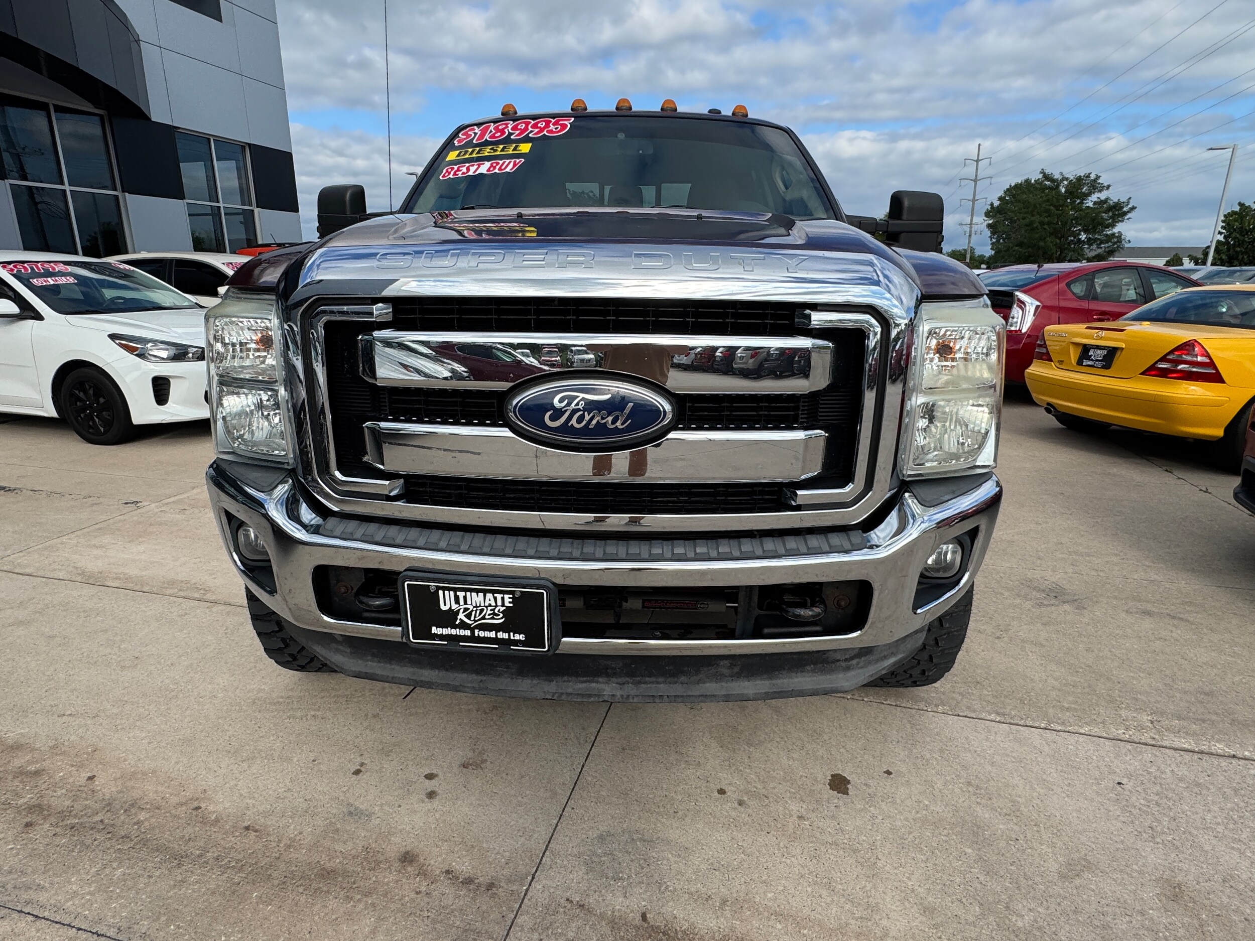 2011 Ford F-250 Lariat photo 2