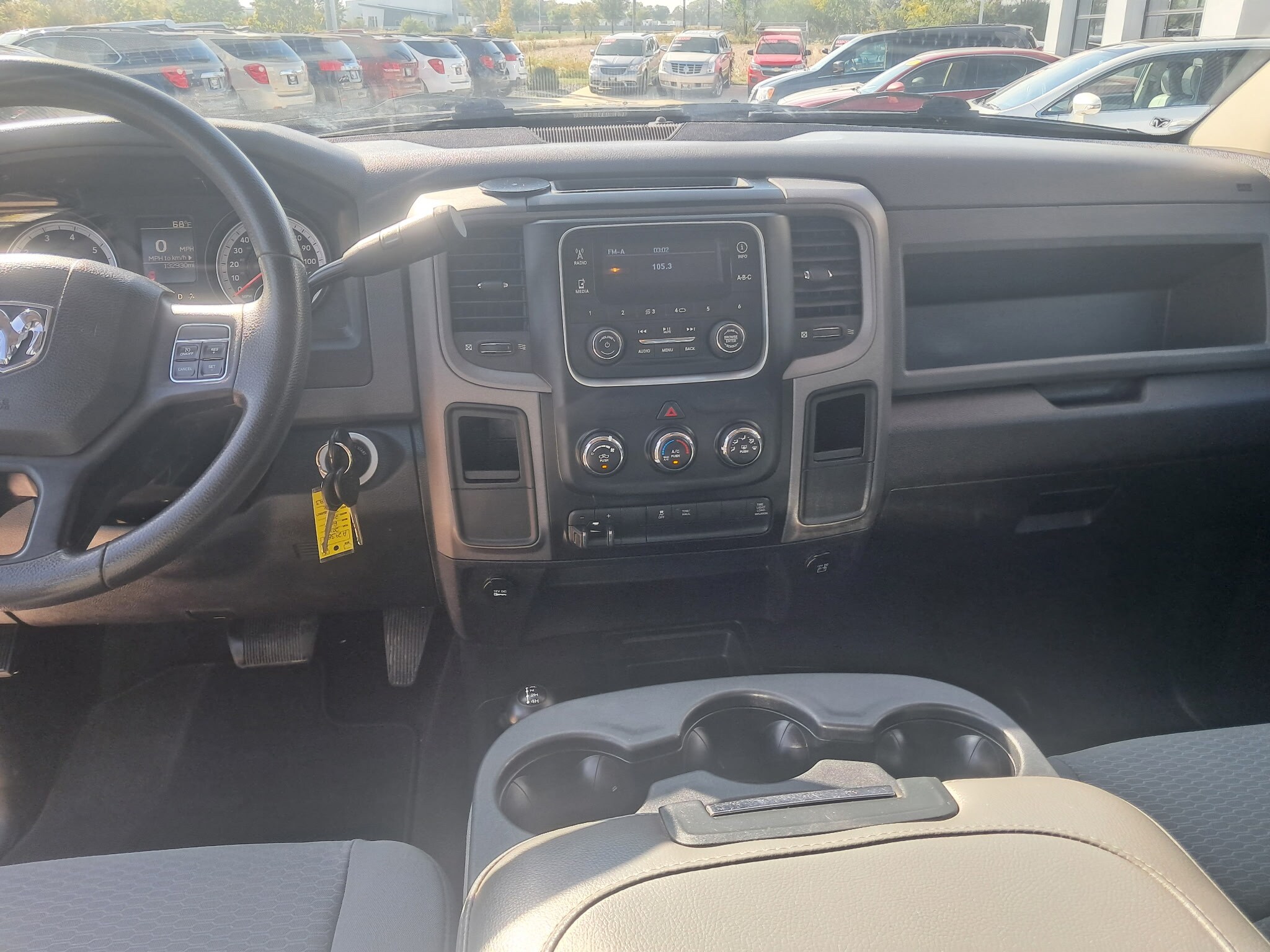 2013 Ram 2500 Tradesman photo 2