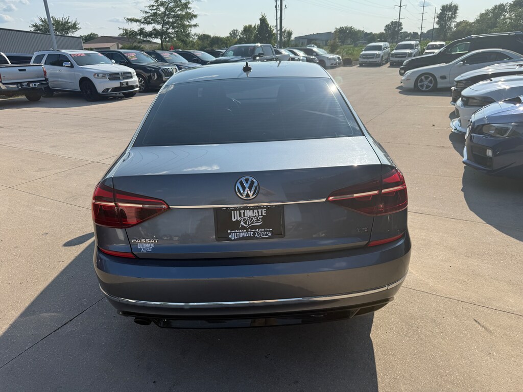 Used 2017 Volkswagen Passat 1.8T R-Line Sedan